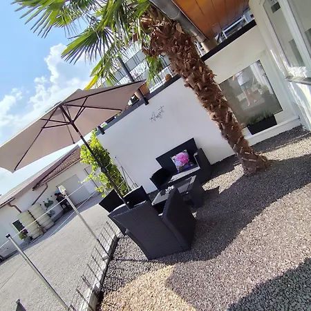 Landblick Apartmán *