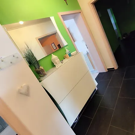 Landblick - Keine Monteure - * Pirmasens